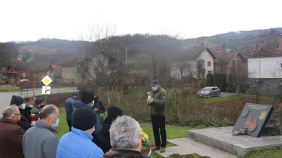 Predstavnici Grada Lipika i Grada Pakraca te Koordinacije udruga proisteklih iz Domovinskog rata Pakrac-Lipik i poznati maratonac Duško Štrbac odali su počast svim žrtvama/Foto: Compas.hr