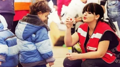 Nensi Rendić iz udruge &quot;Jedni za druge Općina Sirač&quot; volontira u Glini/Foto: Facebook