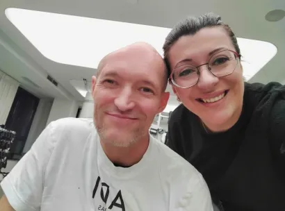 Eniz i njegova Dada ne mogu vjerovati koliko su im ljudi pomogli i svima se zahvaljuju/Foto: Privatni album