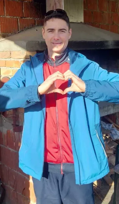 Ratko Boroš velika je podrška Enizu/Foto: Trči sa srcem