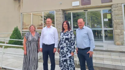 Voditeljica garešničkog Doma zdravlja Renata Gerstner, župan Marko Marušić, županijska pročelnica za zdravstvo Andrea Bengez i gradonačelnik Josip Bilandžija/Foto: BBŽ