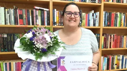 Knjižničarke su Emmi veoma zahvalne na volontiranju/Foto: Pučka knjižnica i čitaonica Daruvar