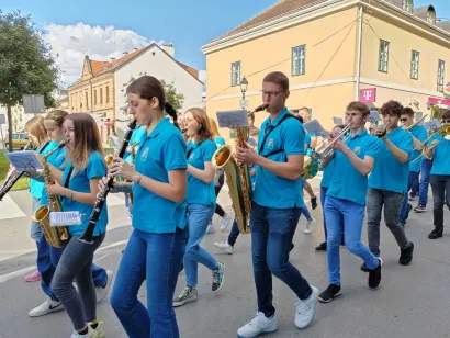 Puhački orkestar i ove je godine predvodio Cvjetni korzo/Foto: Martina Čapo