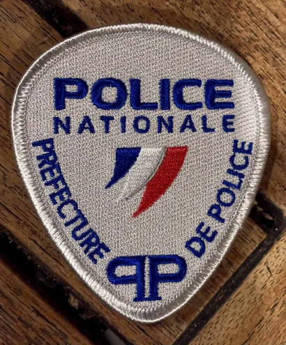 Štefan je dobio uspomenu od francuske policije/Štefan Brajković