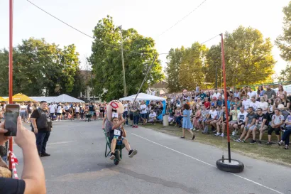 U planu su zabavne igre s krumpirima/Foto: Art Vision