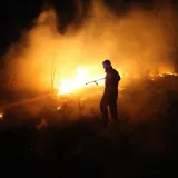 Vatra se sa staričinog zemljišta proširila na susjedovo strnište/Foto: Vladimir Ivanov/CROPIX (ilustracija)