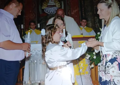 Marijina prva pričest na kojoj su recitirali i roditelji/Foto: Obitelj Brletić