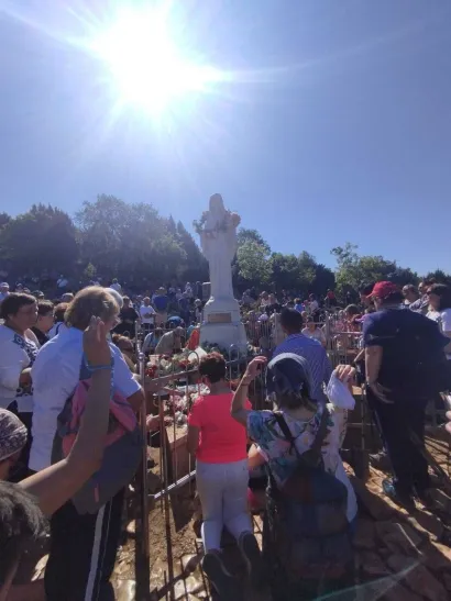 Molitva Kraljici Mira/Foto: Obitelj Brletić 