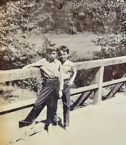 Krešimir Ivančić (lijevo) dok je bio dijete/Foto: Privatni album