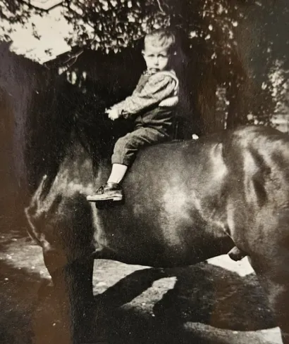 Krešimir snimljen na konju kada je imao oko 3 godine/Foto: Privatni album