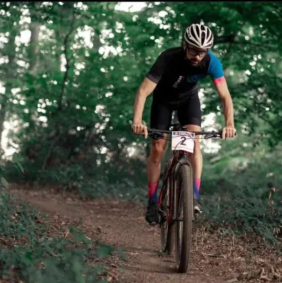 Saša Jeftinić svestrani je biciklist koji je dugi niz godina živio u Daruvaru/ Foto: Privatni album