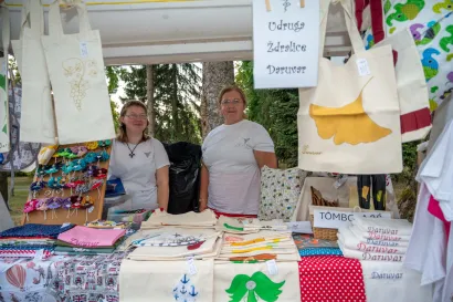 Daruvarske "Ždralice" na sajam su došli sa svojim rukotvorinama/Foto: Predrag Uskoković/Grad Daruvar