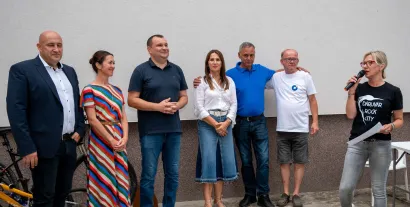 Vladimir Bilek, Tanja Novotni Golubić, Damir Lneniček, Jelena Ivaniš, Damir Pavec, Željko Jukić i voditeljica programa Lidija Premec/Foto: Predrag Uskoković/Grad Daruvar