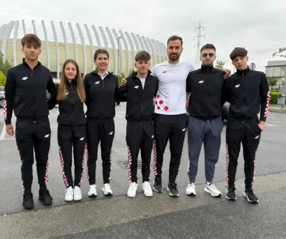 Trener Ivan Pavlić na natjecanju s kadetskom/ juniorskom Triatlon reprezentacijom Hrvatske/Foto: Privatni album