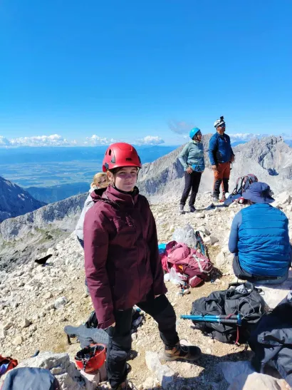 Kolege planinari Ani su bili velika podrška/Foto: Josip Brezničar