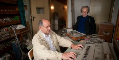 U starom studiju nekadašnjeg Radija Bilogora s kolegicom Marijom/Foto: Bjelovarski list