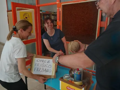 Knjižničarki su pomogli asistenti u nastavi/Foto: Irena Ivković