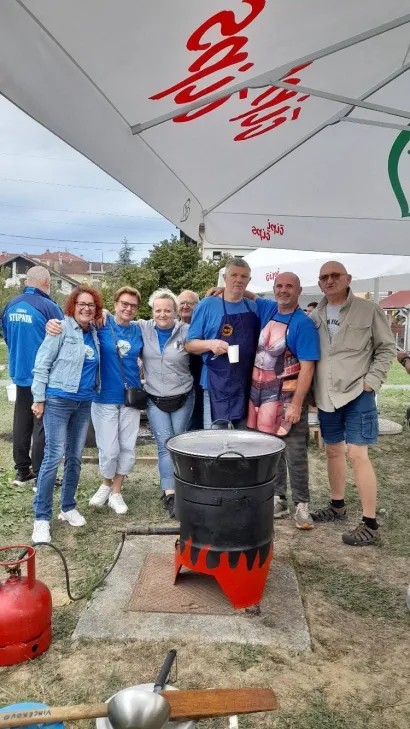 Za Krublin rođendan kuhalo se u velikom loncu/Foto: Udruga Lipa Garešnica