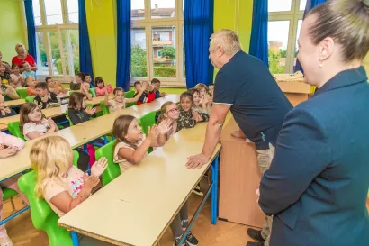 Djeci se obratio i ravnatelj Jorgić/Foto: Davor Kirin