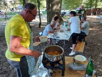 Iz lonaca su se širili primamljivi mirisi/Foto: Krugoval Garešnica