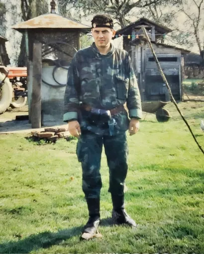 Alen Skender u vrijeme Domovinskog rata/Foto: Privatni album