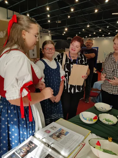 Mlade Daruvarčanke su prezenrirale rad svoje zadruge/Foto: ČOŠ Jana Amosa Komenskog Daruvar