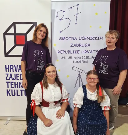 Učenice sa svojim mentirocama/Foto: ČOŠ Jana Amosa Komenskog Daruvar