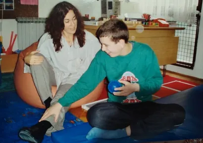 Na jednoj od terapija u mlađim danima/Foto: Privatni album