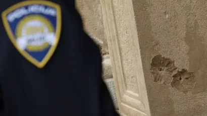 Oštećenja na zgradi Vlade nakon pucnjave/Foto: Damjan Tadić/CROPIX