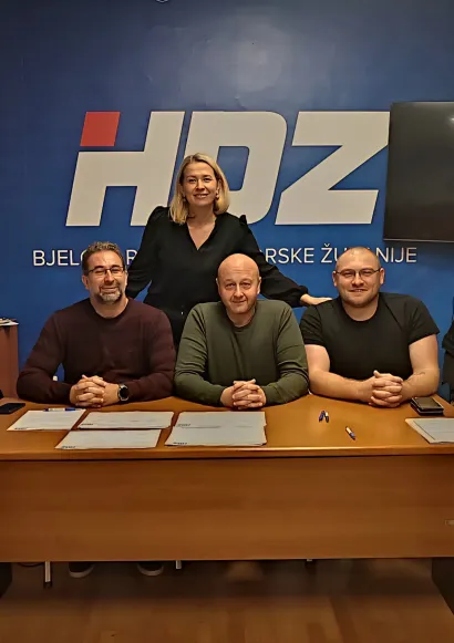 Ana PLeskalt sa svojim potpredsjednicima/Foto: HDZ Bjelovar