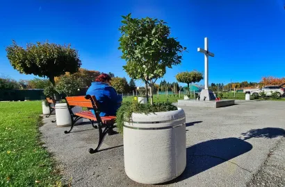 Kupljenje su nove žardinjere/Foto: Nikica Puhalo/MojPortal.hr