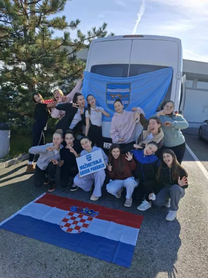 Foto: Mažoretkinje Grada Pakraca