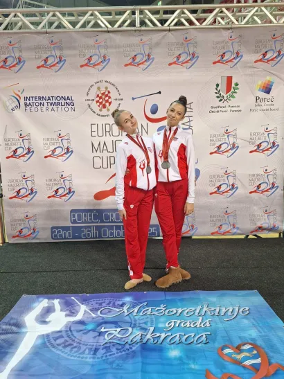 Foto: Mažoretkinje Grada Pakraca