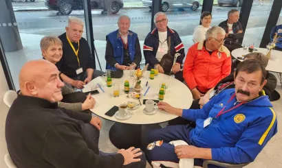 Umirovljeni general i ravnatelj Veteranskih centara Josip Lucić tijekom druženja s korisnicima/Foto: Nikica Puhalo/MojPortal.hr