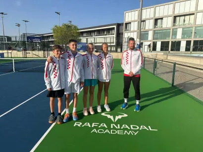 U poznatom teniskom kampu u Španjolskoj/Foto: Teniski klub Feniks Daruvar