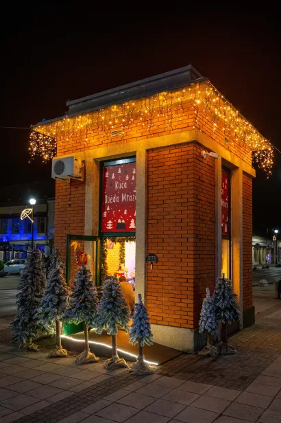 Kuća Djeda Mraza i ove godine otvara vrata najmlađima/Foto: Predrag Uskoković