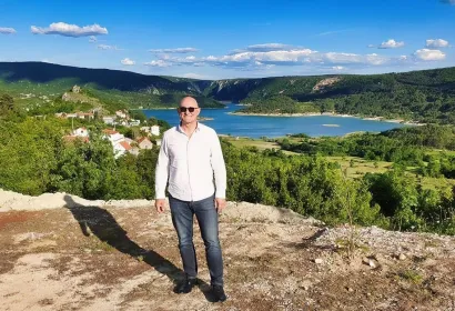 Dinko Tandara u Ričicama/Foto: Privatni album