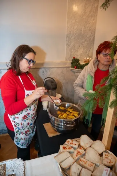 Kuhalo se vino, čaj ali i rakija/Foto: Predrag Uskoković