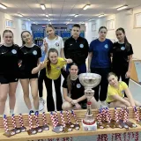 Samo dio ove sezone osvojenih medalja i pehara mladih snaga KK Pakrac-Papuk/Foto: Mario Barać