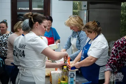 U dana&scaron;nje vrijeme, krafne se peku u prostorijama Če&scaron;kog doma/Foto: Foto by Goldy