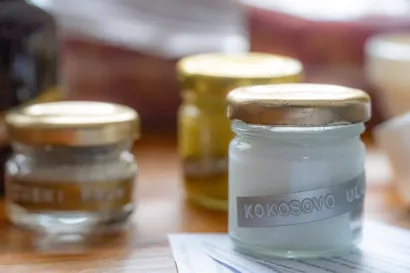 Čak i kokosovo ulje ova obitelj proizvodi sama/Foto: &Scaron;tefan Brajković