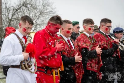 Ma&scaron;kare su se poklonile pokojnima/Foto by Goldy