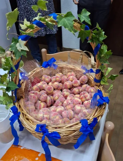 Milenine breskvice kao da su ubrane sa stabla/Foto: Udruga Lipa Gare&scaron;nica