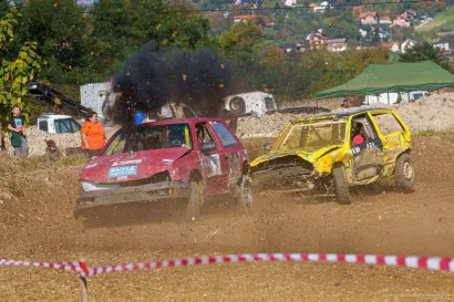 Crveni Golf III u mnogim se utrkama pokazao nepobjedivim/Foto: Privatni album