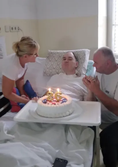 Rođendan uz hajdučku tortu/Foto: Privatni album