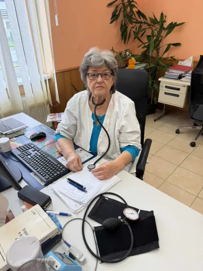 U dežanovačkoj ordinaciji doktorica Blanka radi već četiri desetljeća/Foto: Privatni album