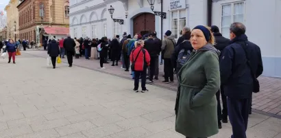 Dugačak red protezao se korzom/Foto: Slavica Trgovac Martan
