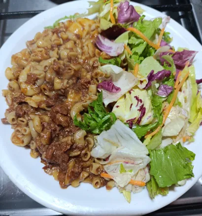 Na Facebooku redovito objavljuje recepte jednostavnih jela/Foto: Privatni album