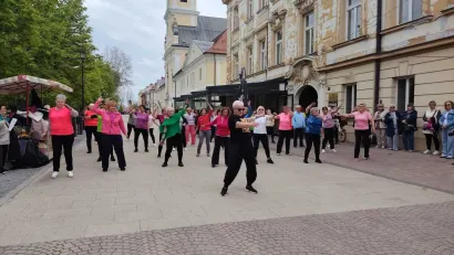 Ples sa Đurđom trenutno vježba 60-ak umirovljenika/Foto: Slavica Trgovac Martan