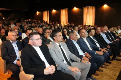 Na sjednicu su stigli brojni gosti/Foto: Slavica Trgovac Martan